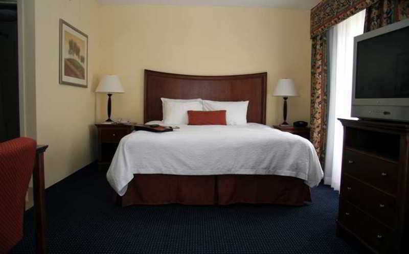Hampton Inn & Suites Savannah - I-95 South - Gateway Zimmer foto